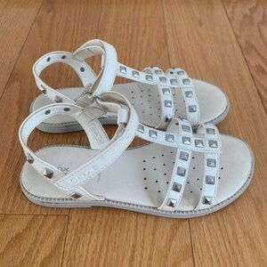 Geox Girls sandals. size 32